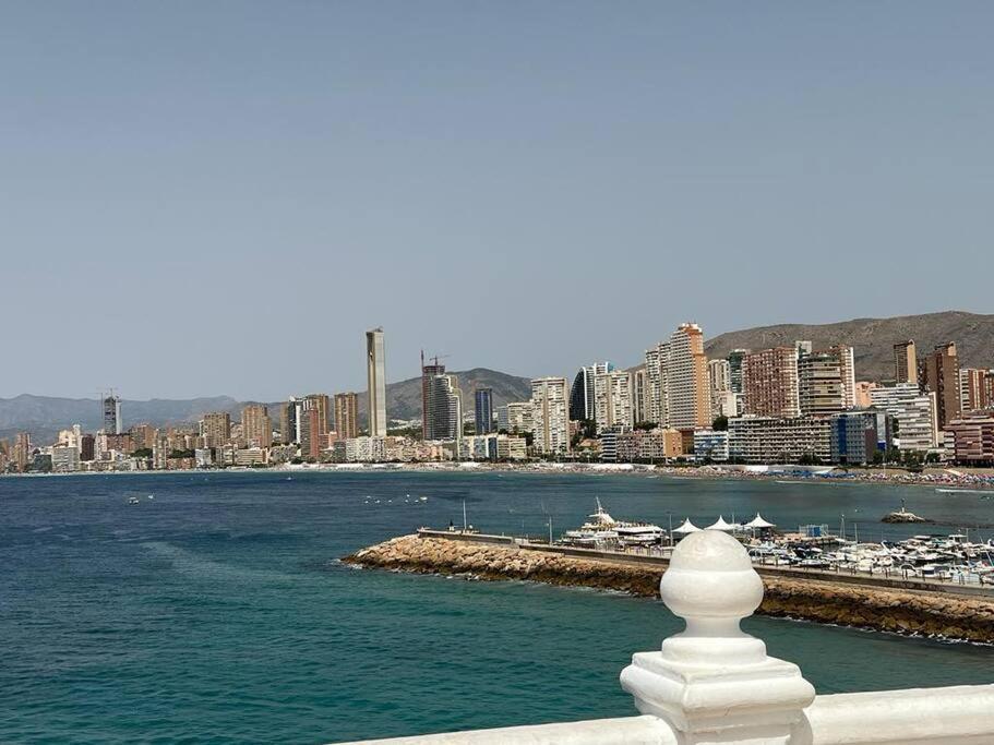 Apartamento Centrico Y En Primera Linea De Playa Apartment Benidorm Exterior foto