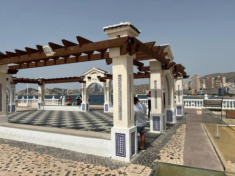 Apartamento Centrico Y En Primera Linea De Playa Apartment Benidorm Exterior foto